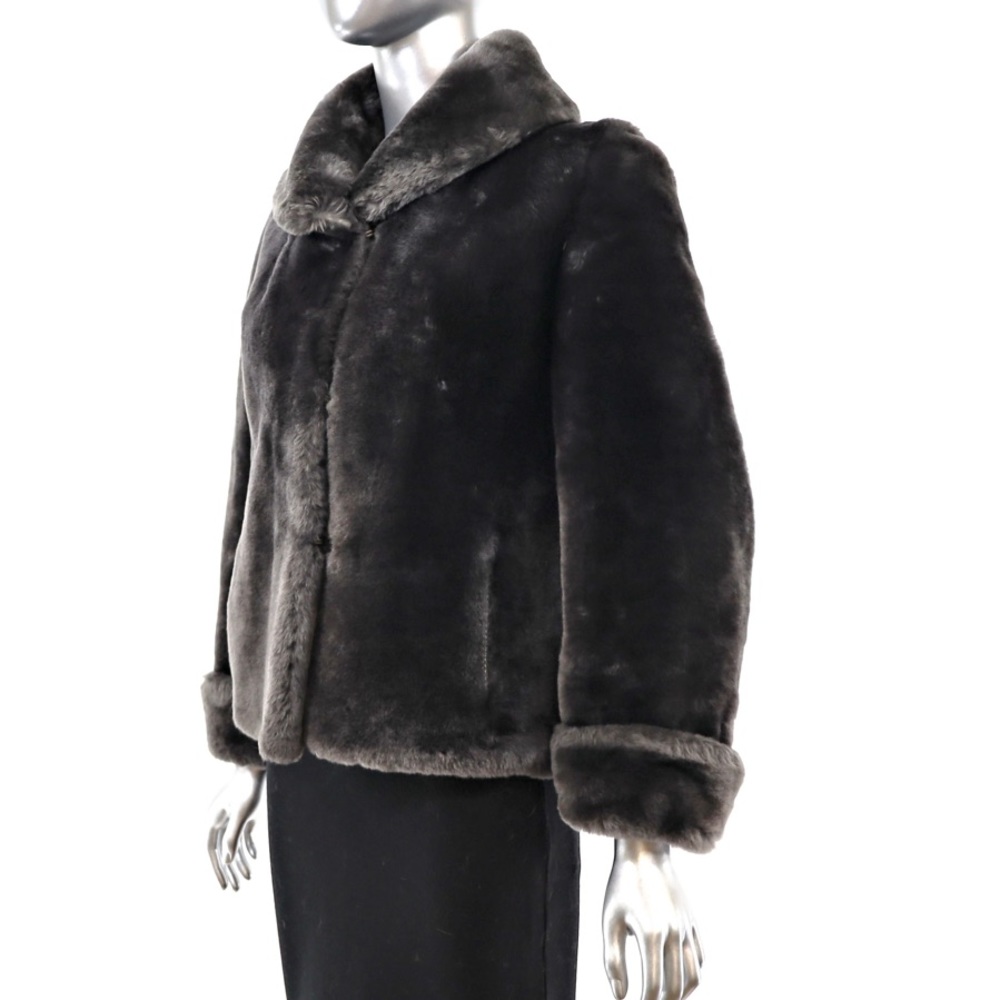 FUR LABEL AUTHORITY Gray Mouton Jacket size:L this is a vintage beauty!